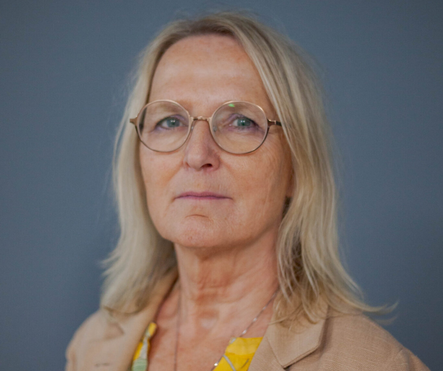 Gro  Nystuen