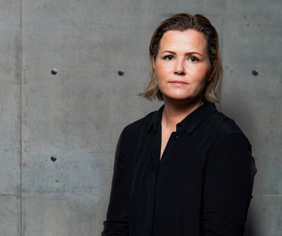 Mona Alstadvald, Manus- og kvalitetsansvarlig